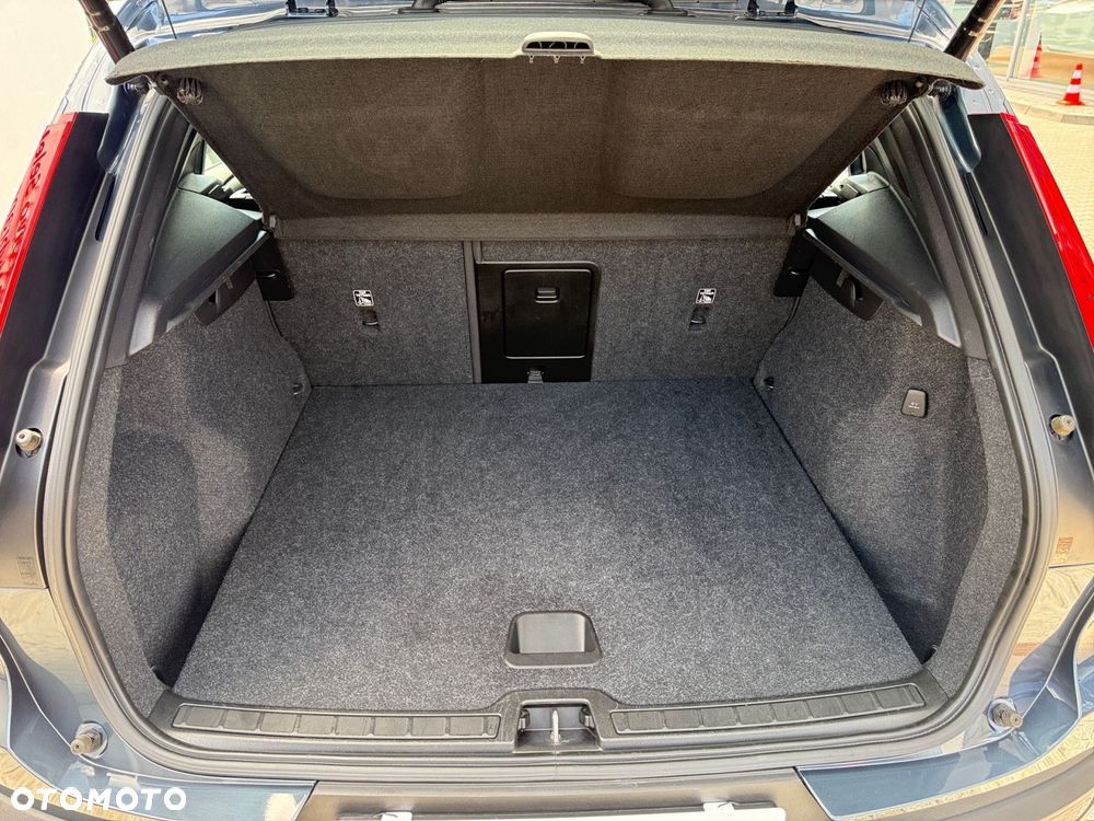 Volvo XC 40 - 27