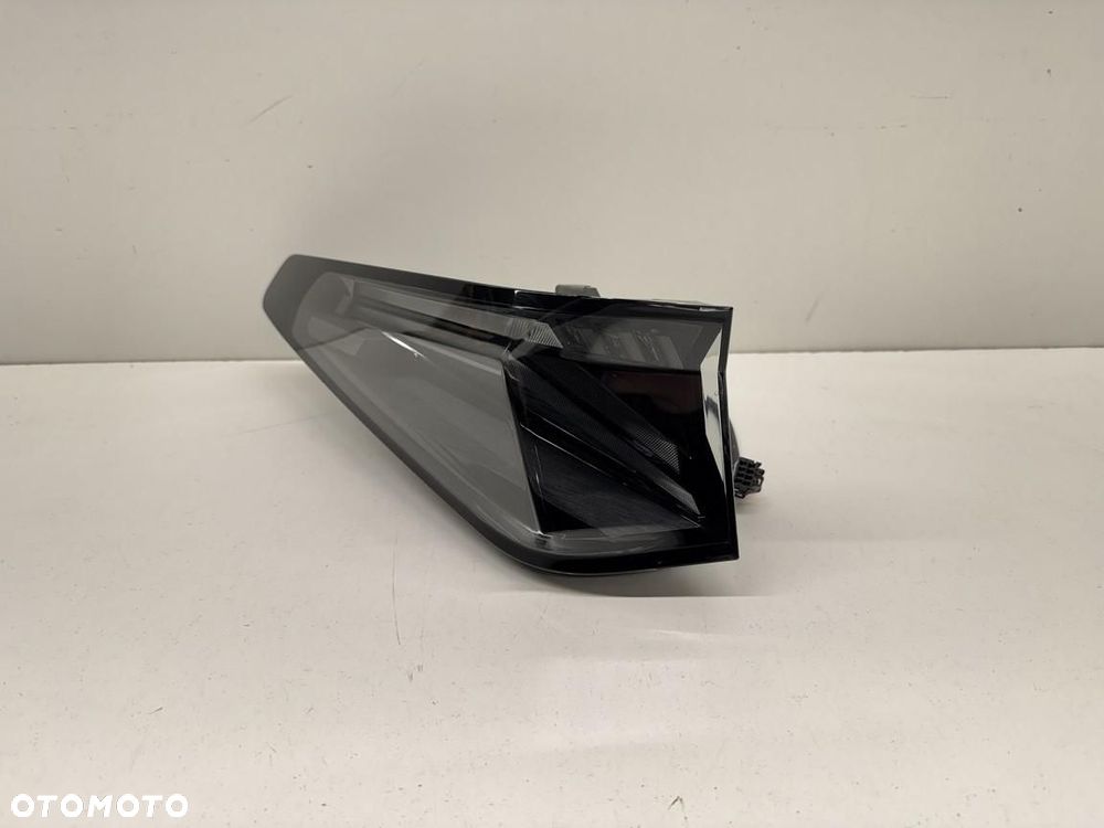 Tylna Lewa Lampa  Peugeot 3008 III 23- 9842102580 - 1