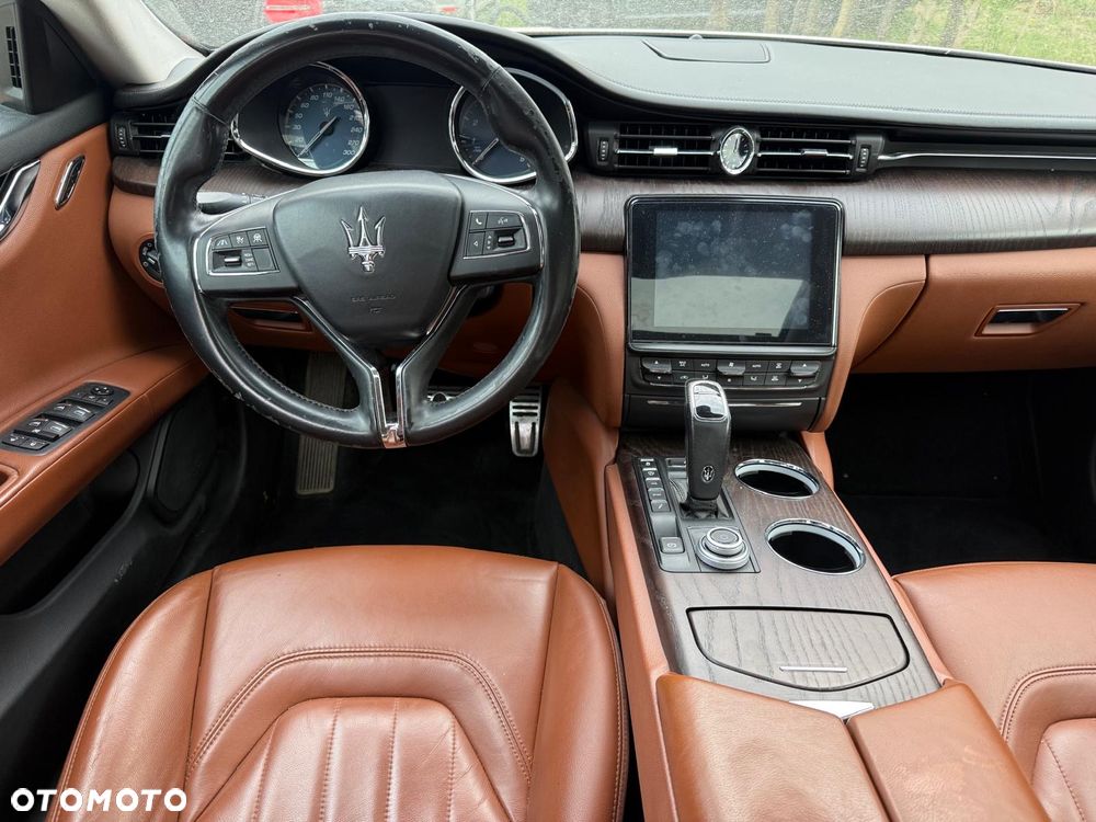 Maserati Quattroporte Q4 GranLusso - 11