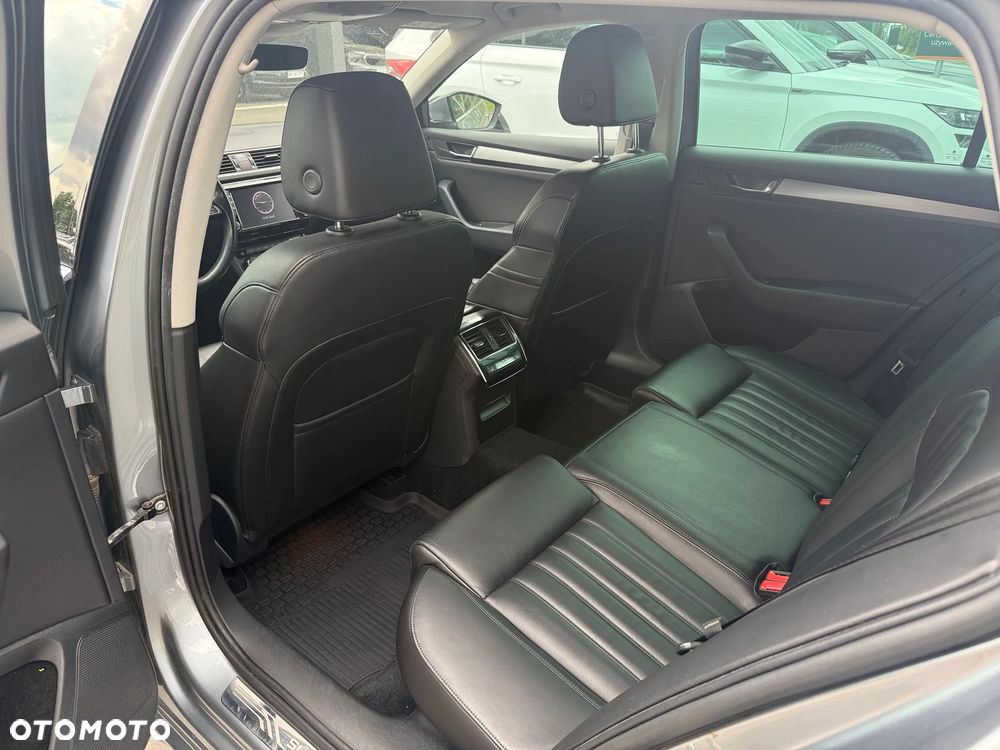 Skoda Superb 2.0 TDI Style DSG - 16