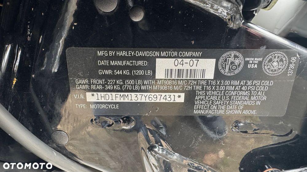 Harley-Davidson FLHT Electra Glide Standard - 12