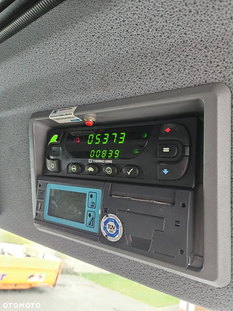 Mercedes-Benz MAN SCANIA THERMOKING 2016R - 5