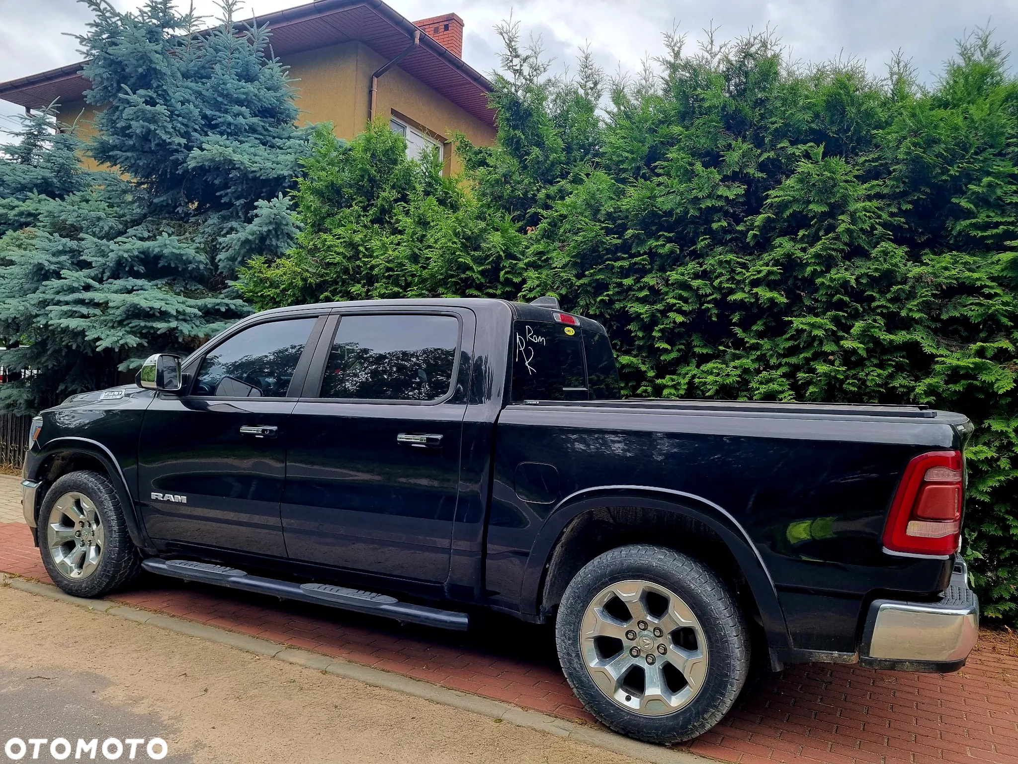 Dodge RAM 1500 5.7 4x4 - 7