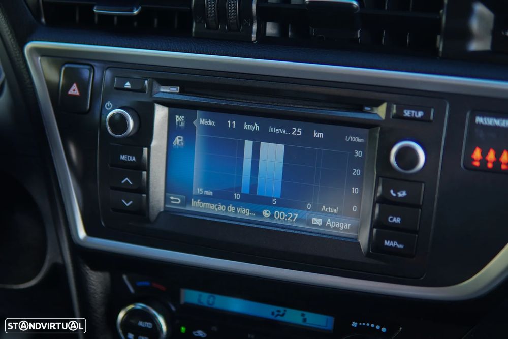 Toyota Auris 1.4 D-4D Exclusive+P.Sport - 48