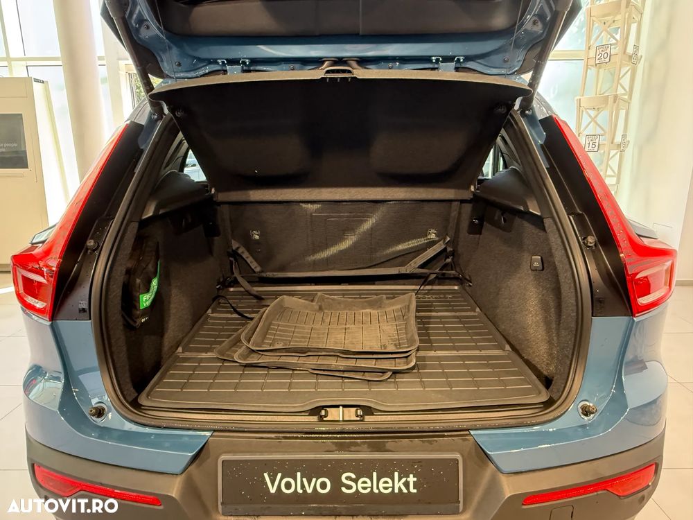 Volvo XC 40 Recharge T5 Twin Engine AT7 R-Design - 34