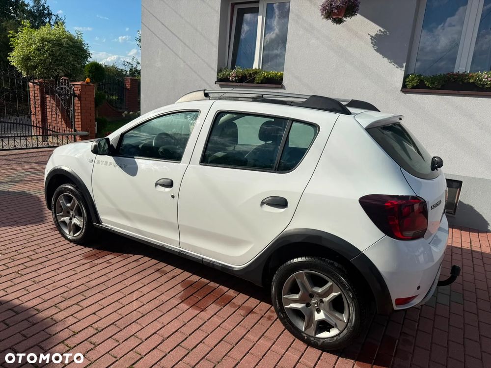 Dacia Sandero 0.9 TCe SL Celebration - 4