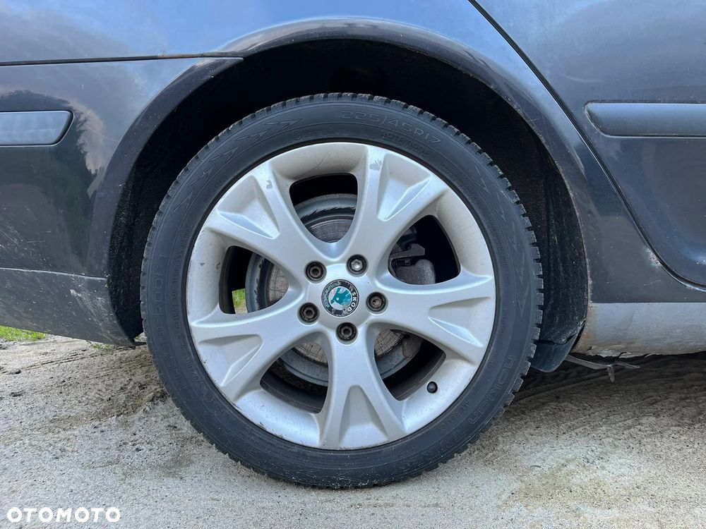 Skoda Octavia 1.8 TSI Ambiente - 12