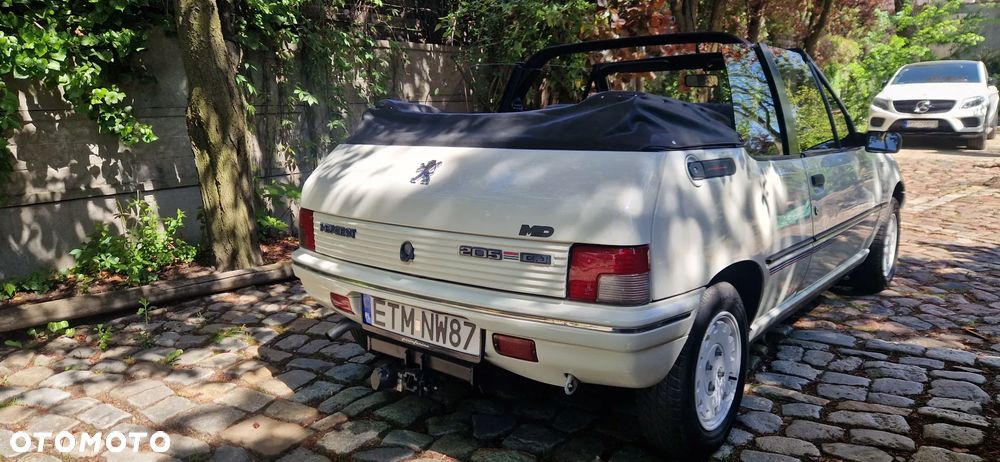 Peugeot 205 - 3