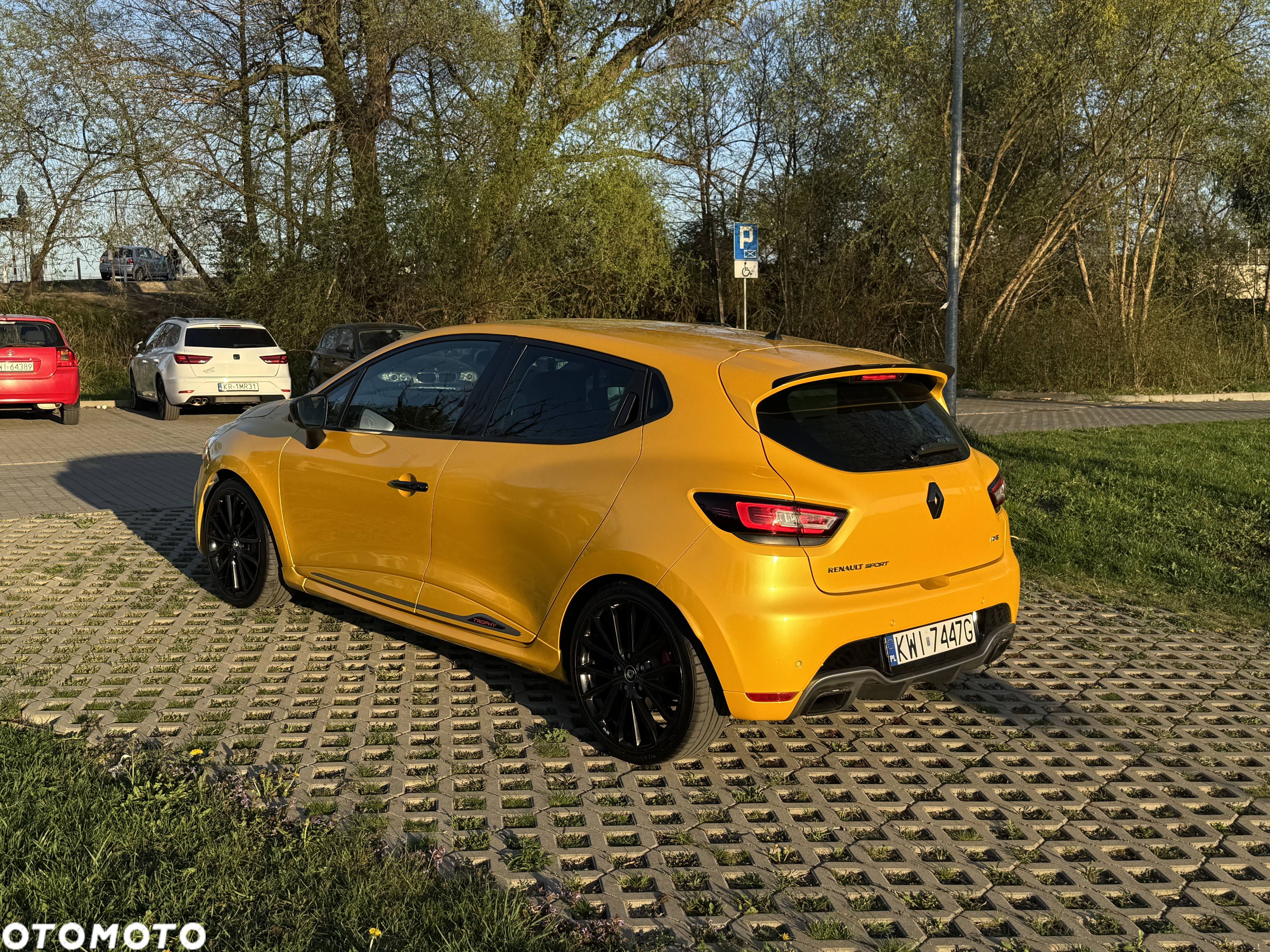 Renault Clio 1.6 R.S.Trophy 220 EDC - 8