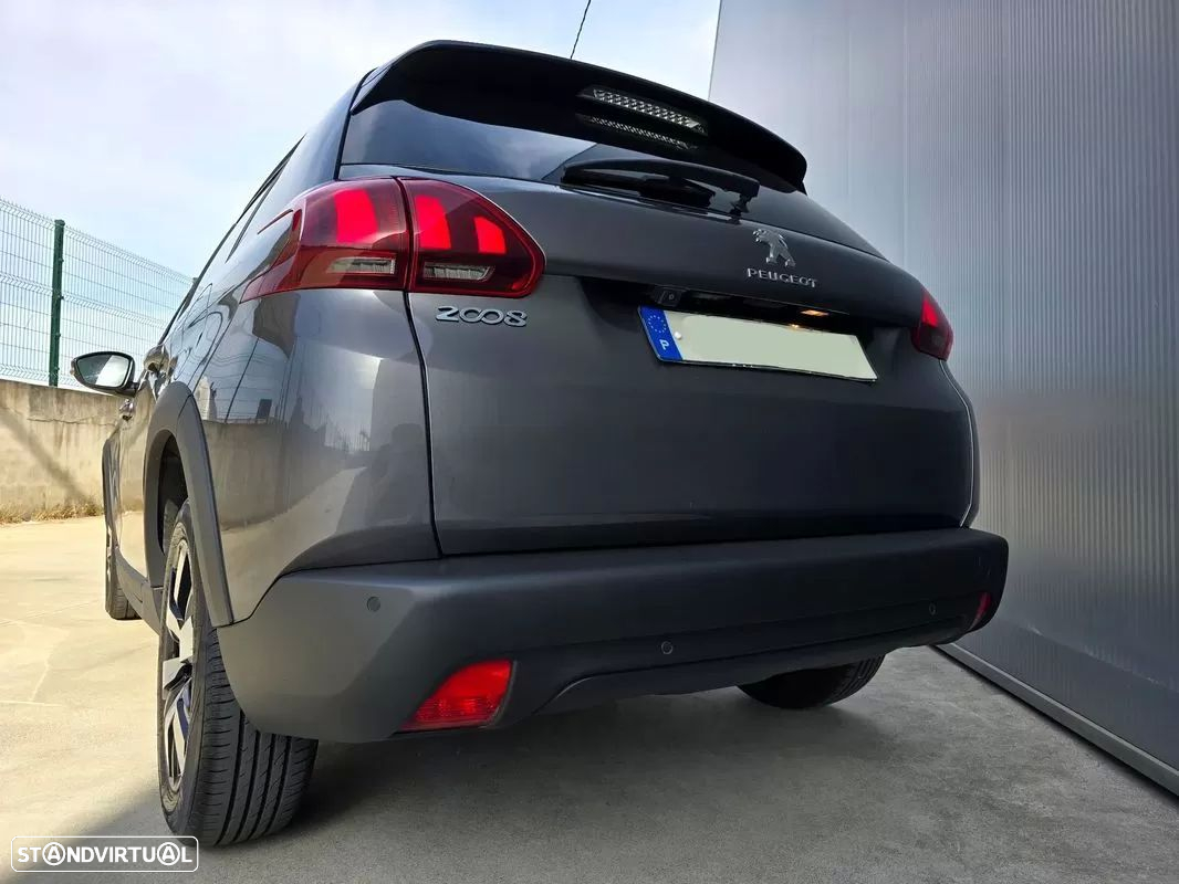 Peugeot 2008 1.2 PureTech Signature - 7