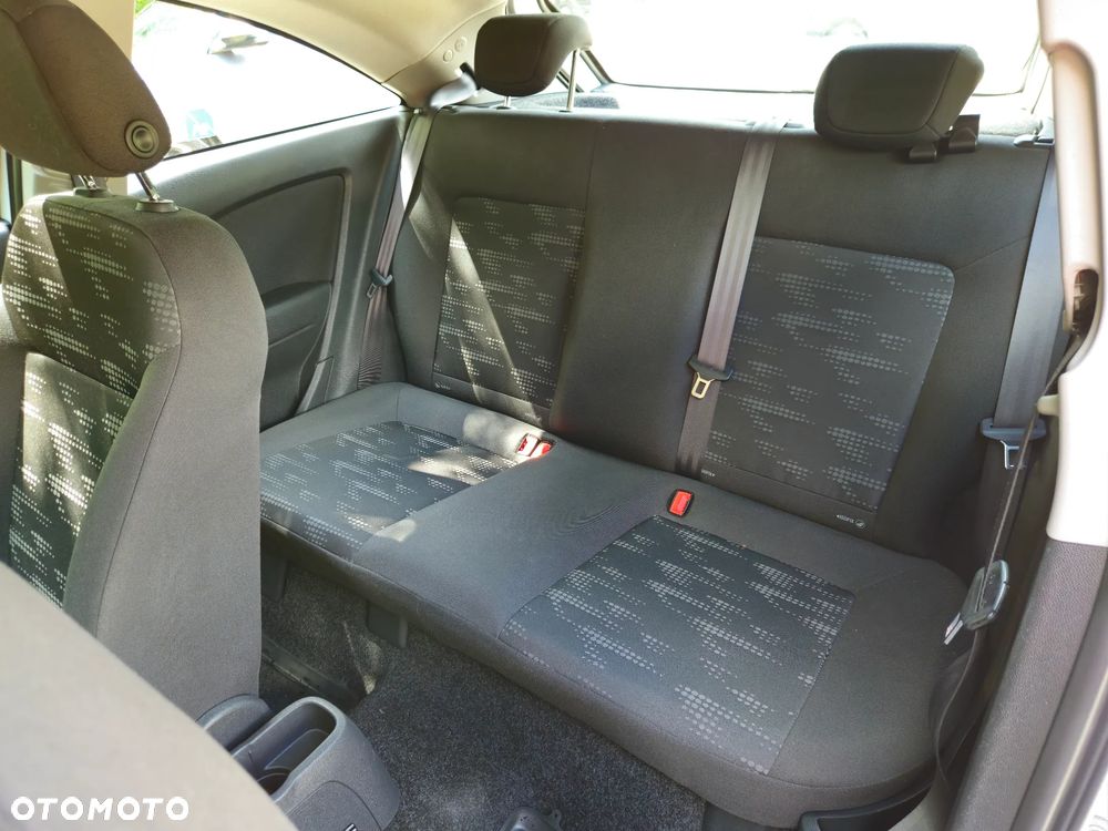 Opel Corsa - 10