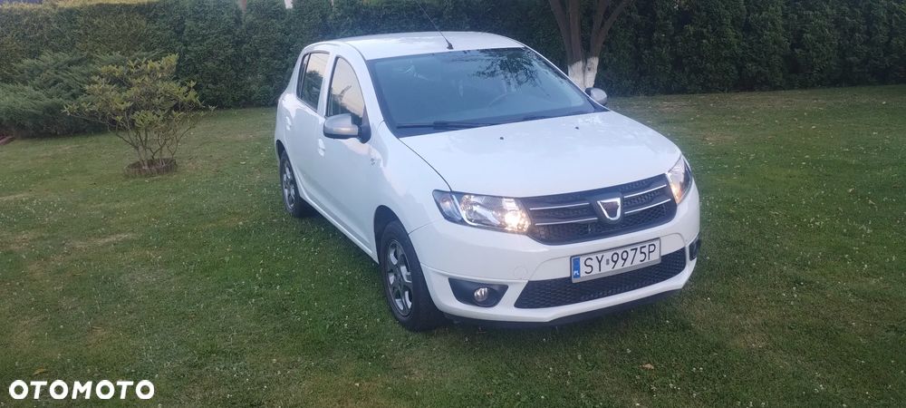 Dacia Sandero 1.2 16V Access EU6 - 3