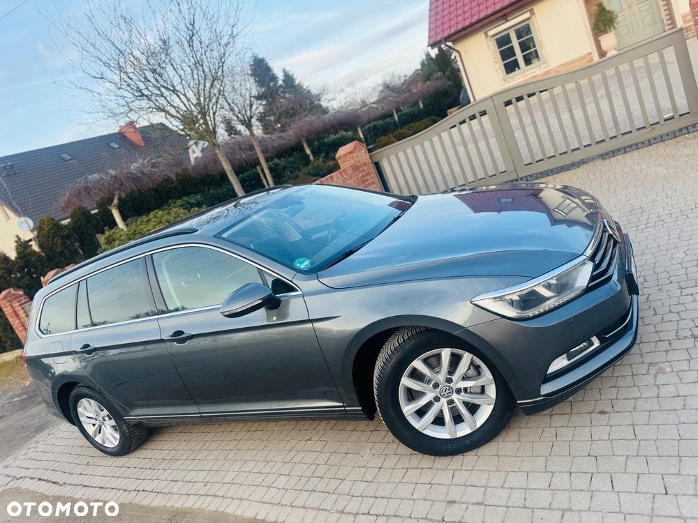 Volkswagen Passat 2.0 TDI SCR DSG Highline - 24