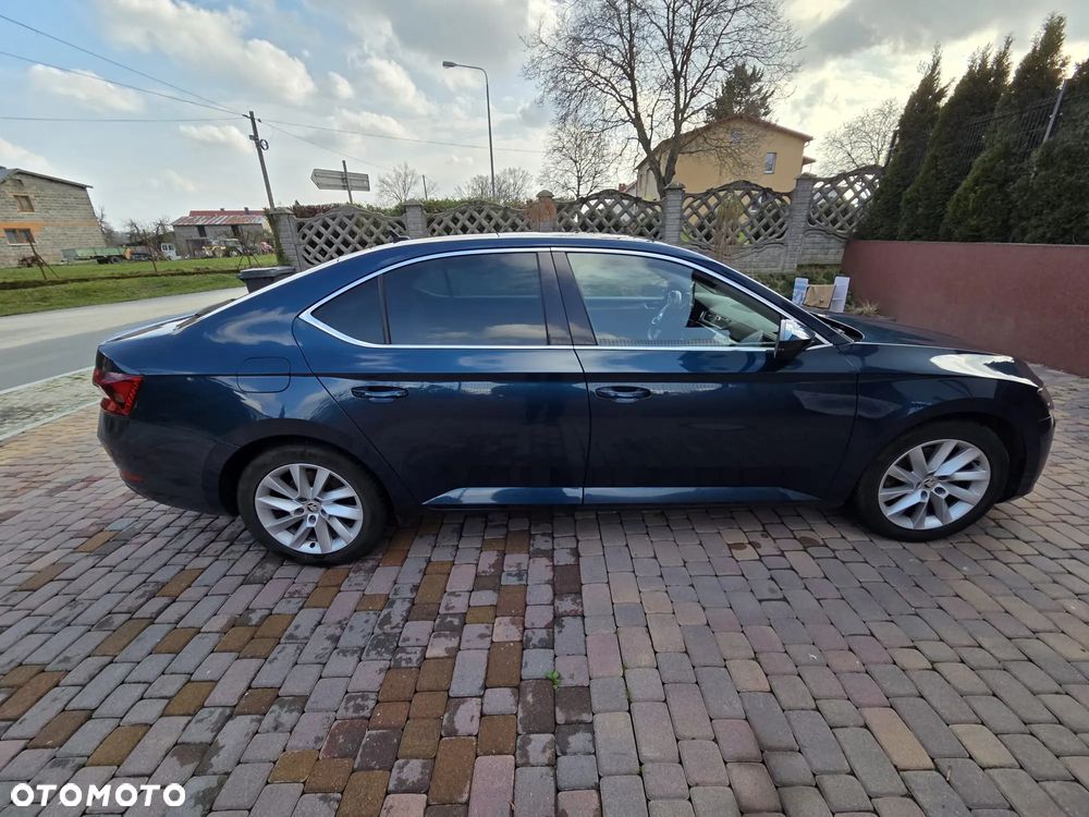 Skoda Superb 2.0 TSI Style DSG - 17