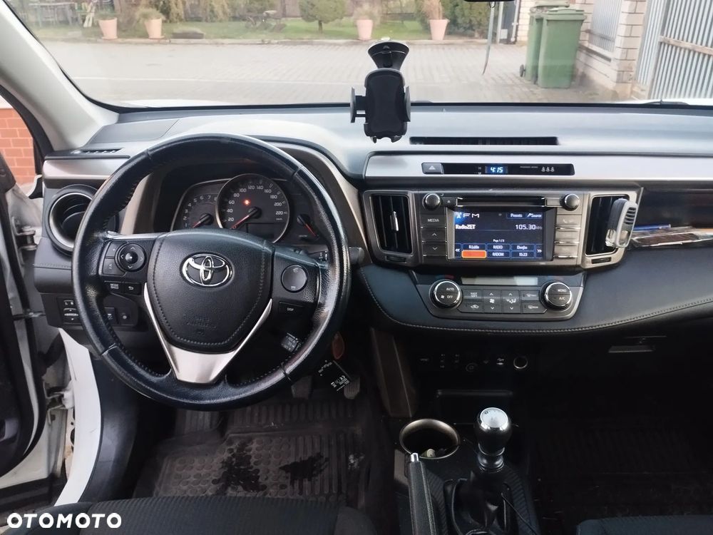 Toyota RAV4 2.0 Premium EU6 - 8