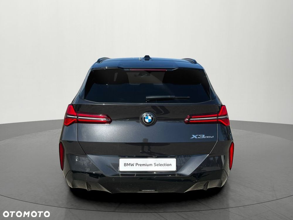 BMW X3 xDrive20d mHEV - 12