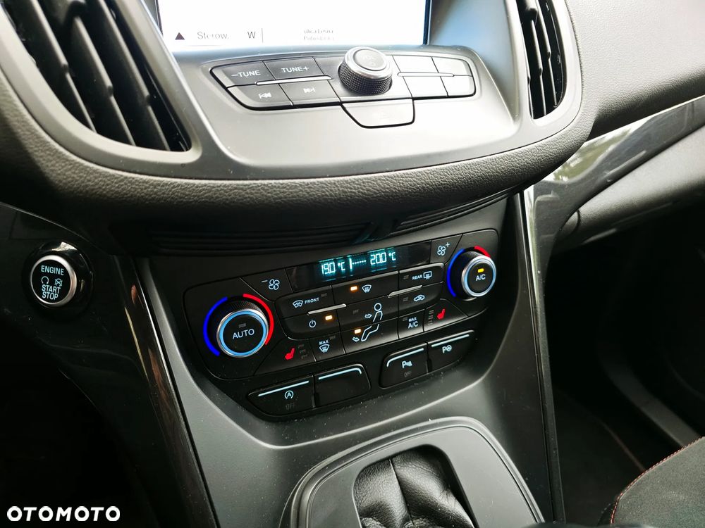 Ford Kuga 2.0 TDCi 4x4 ST-Line - 12