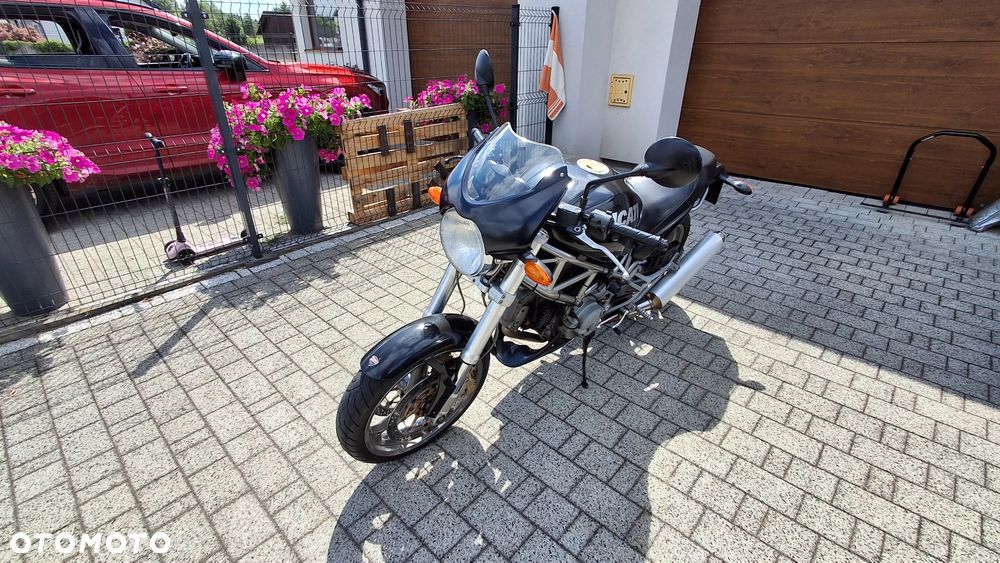 Ducati Monster - 5