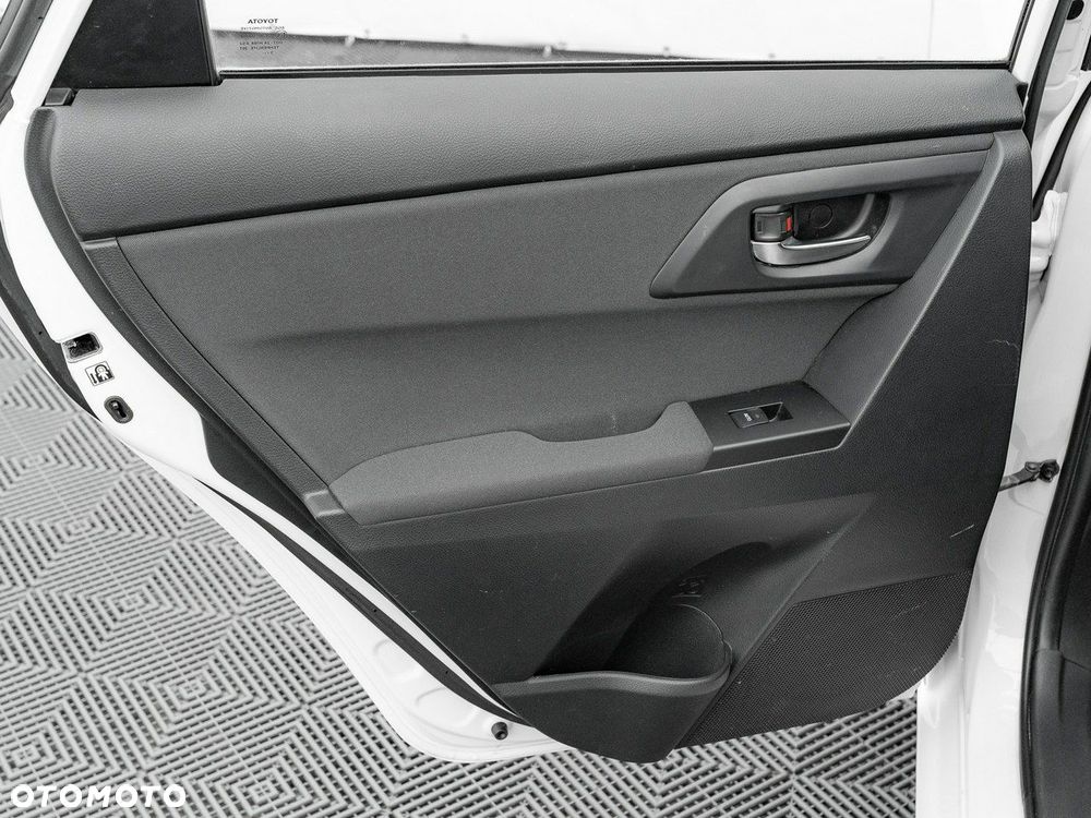 Toyota Auris 1.6 Premium - 25