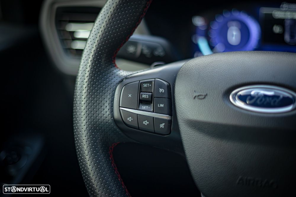 Ford Kuga 1.5 TDCi EcoBlue ST-Line Aut. - 30