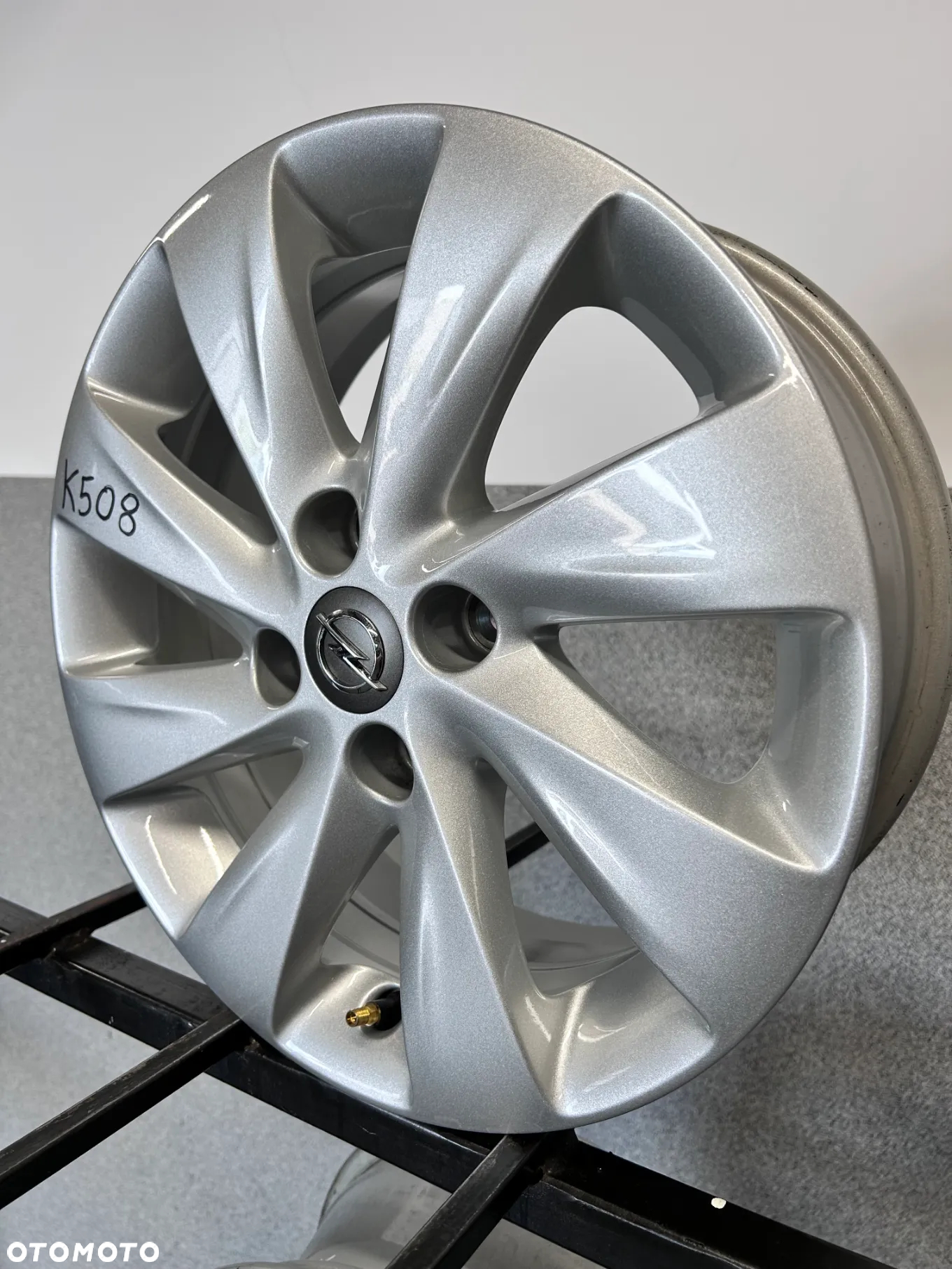 4 FELGI ALU. OPEL CORSA D,E,ADAM 15'' 6J ET39  TPMS - 4