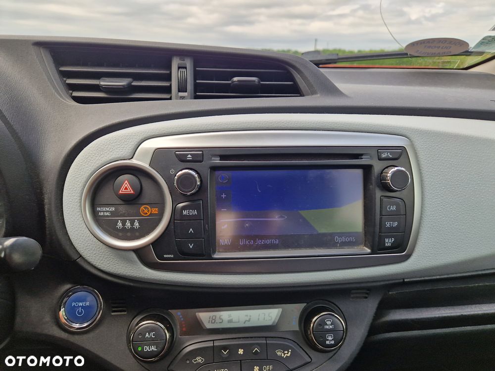 Toyota Yaris - 18