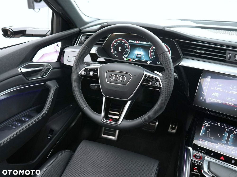 Audi SQ8 e-tron - 26