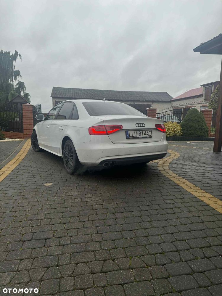 Audi A4 Limousine 2.0 TDI Quattro S tronic - 3