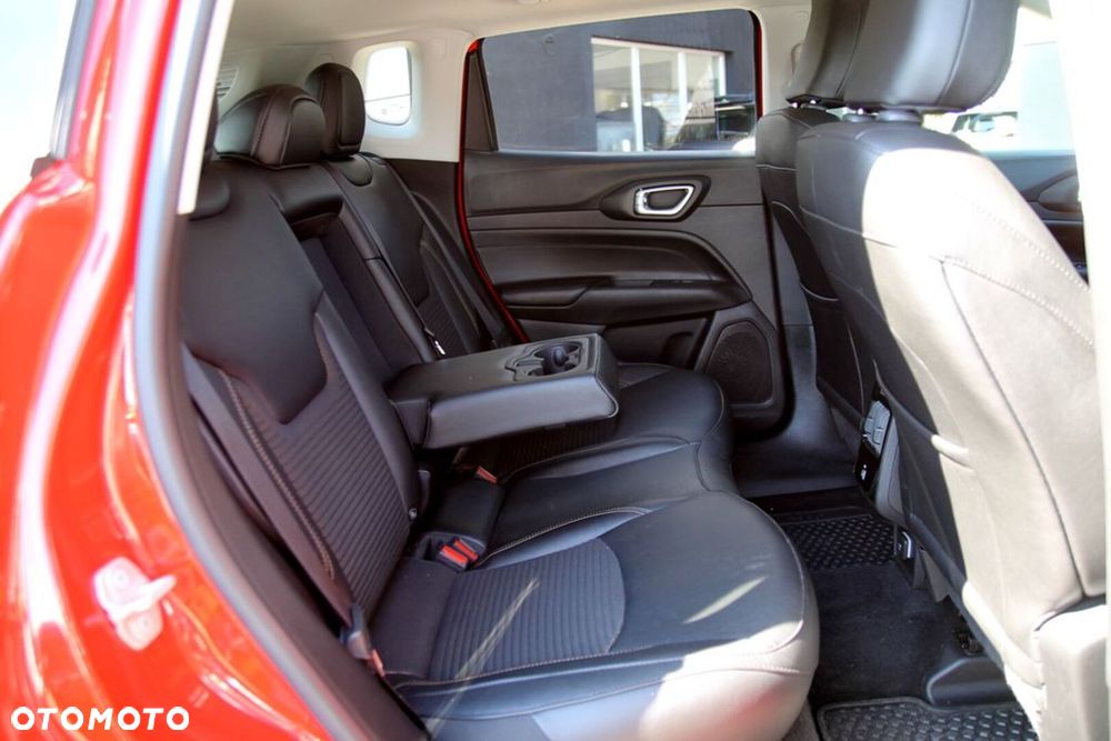 Jeep Compass 1.3 T4 PHEV 4xe Upland S&S - 30