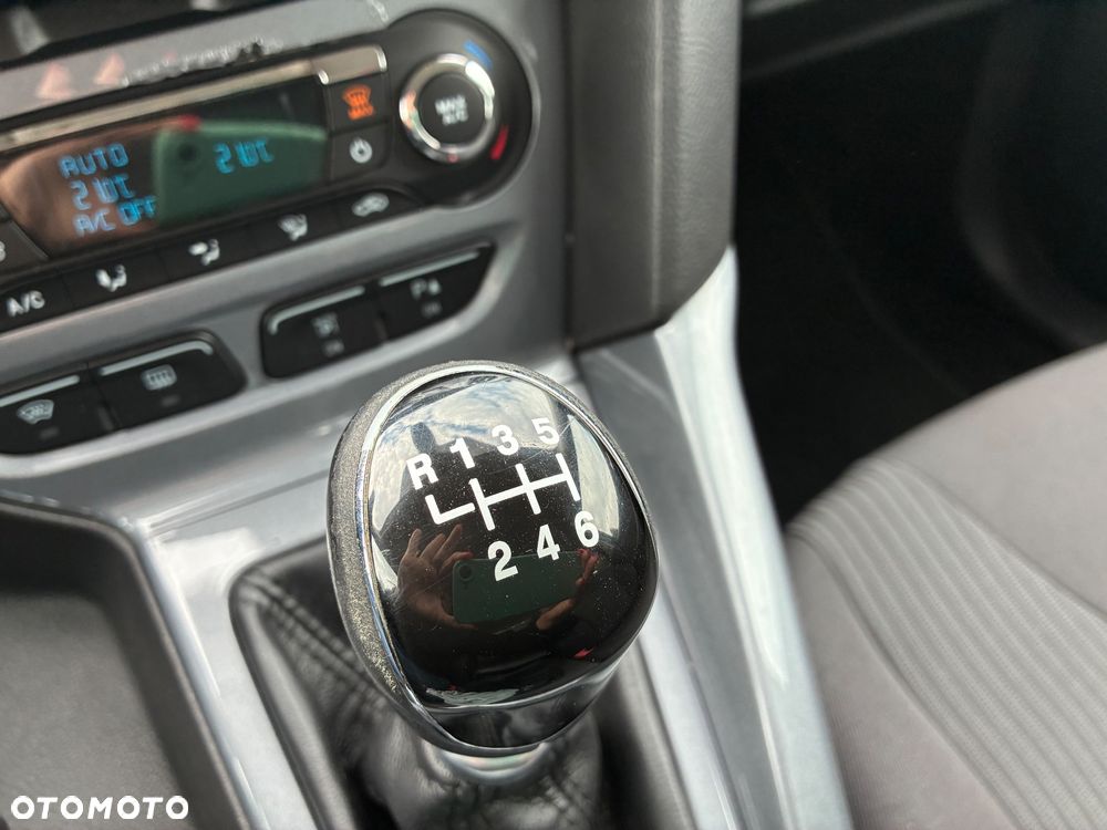 Ford Focus 1.6 TDCi DPF Start-Stopp-System Titanium - 13