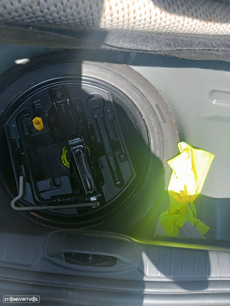 Peugeot 208 1.4 HDi - 19