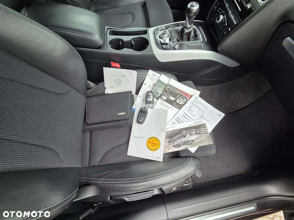 Audi A4 Avant 2.0 TDI DPF S line Sportpaket - 23