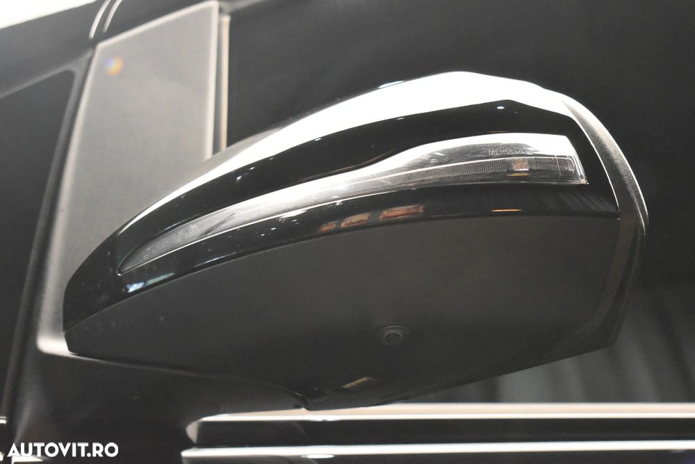 Mercedes-Benz V - 36