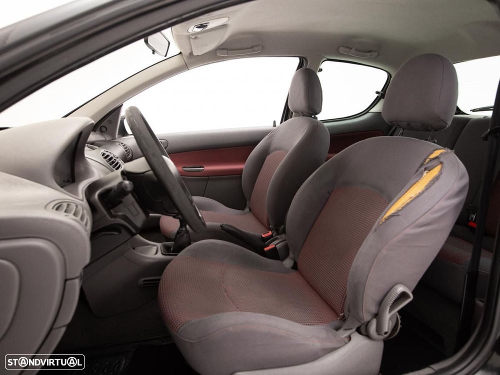 Peugeot 206 - 7