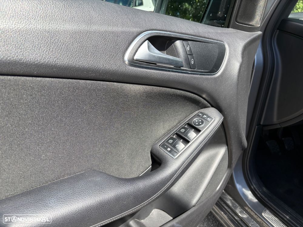 Mercedes-Benz B 180 CDI Urban - 9