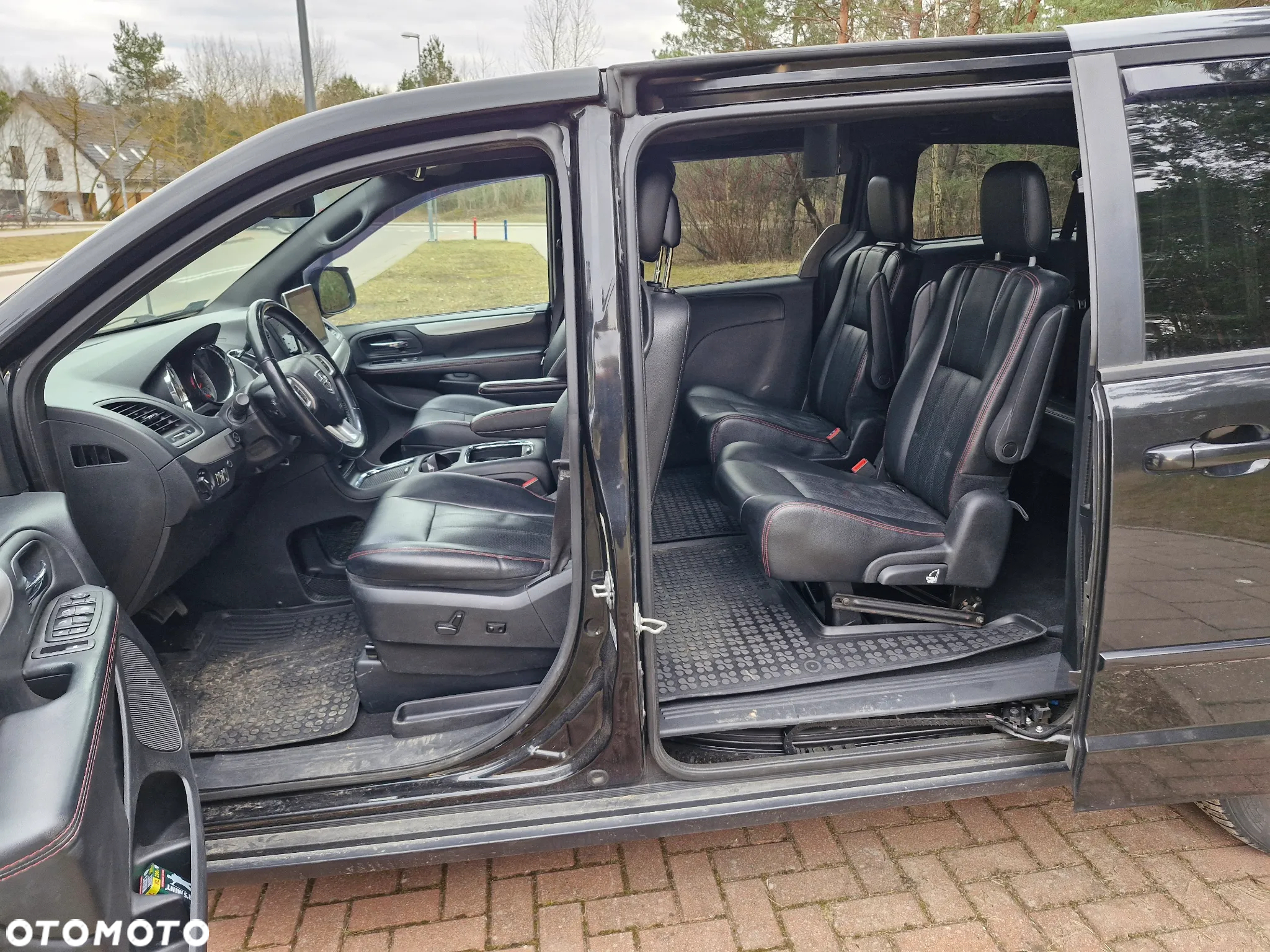 Dodge Grand Caravan 3.6 R/T - 19