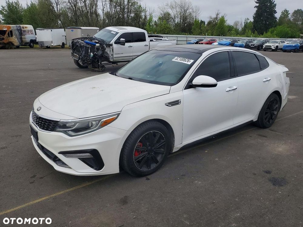 Kia Optima - 2
