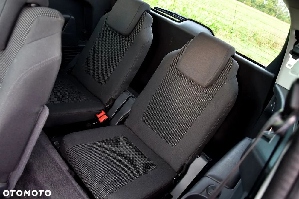 Peugeot 5008 HDI FAP 160 Automatik Allure - 20