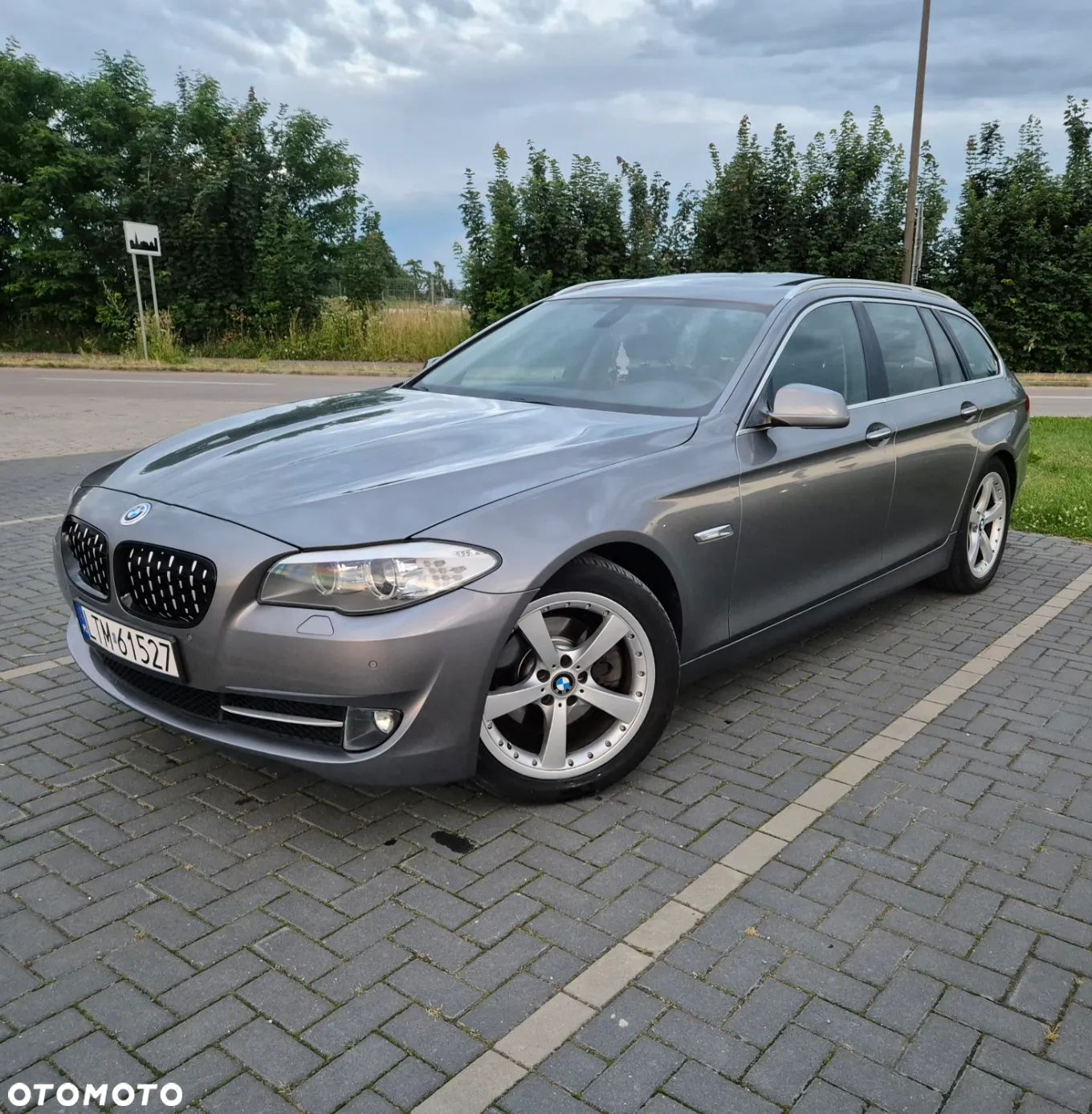 BMW Seria 5 520i Touring - 1