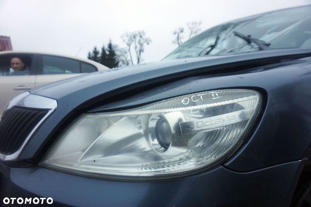 LAMPA PRZEDNIA LEWA OCTAVIA II LIFT  SKODA 2008-2013 - 2