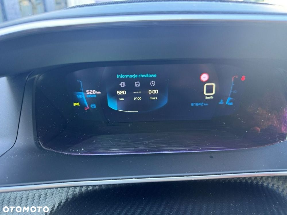 Peugeot 208 - 16