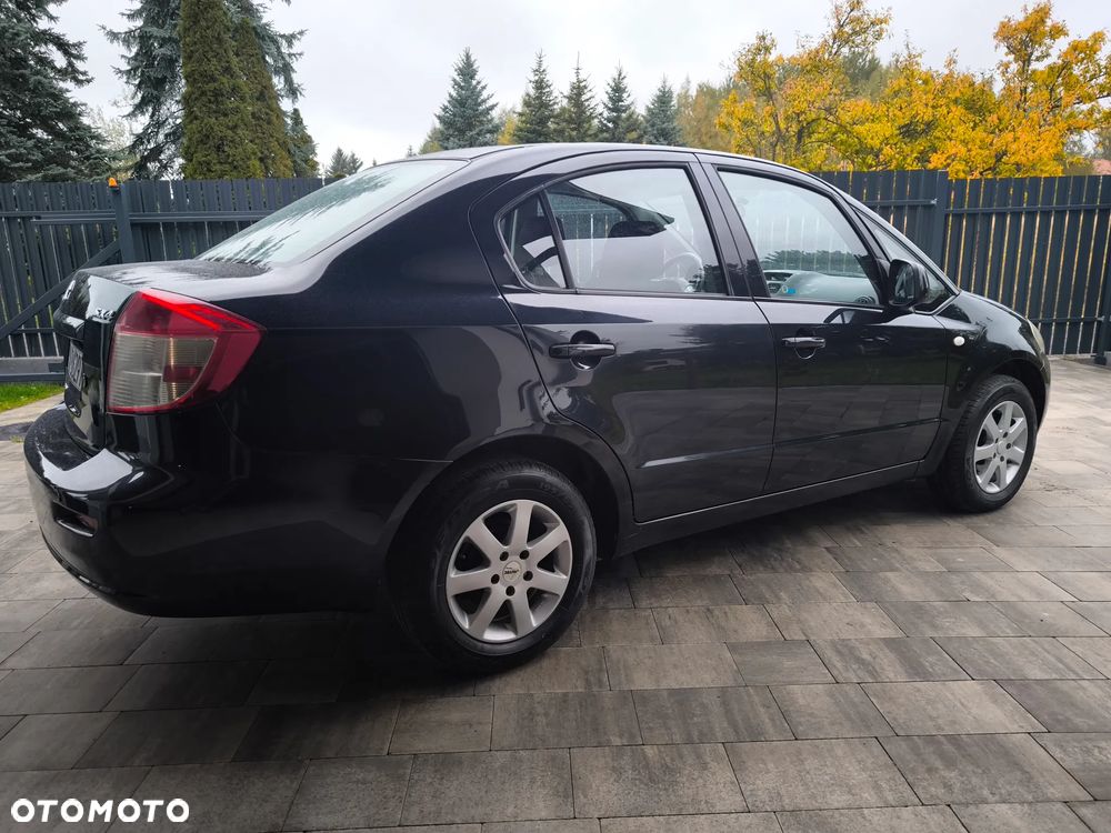 Suzuki SX4 1.6 VVT Comfort - 11