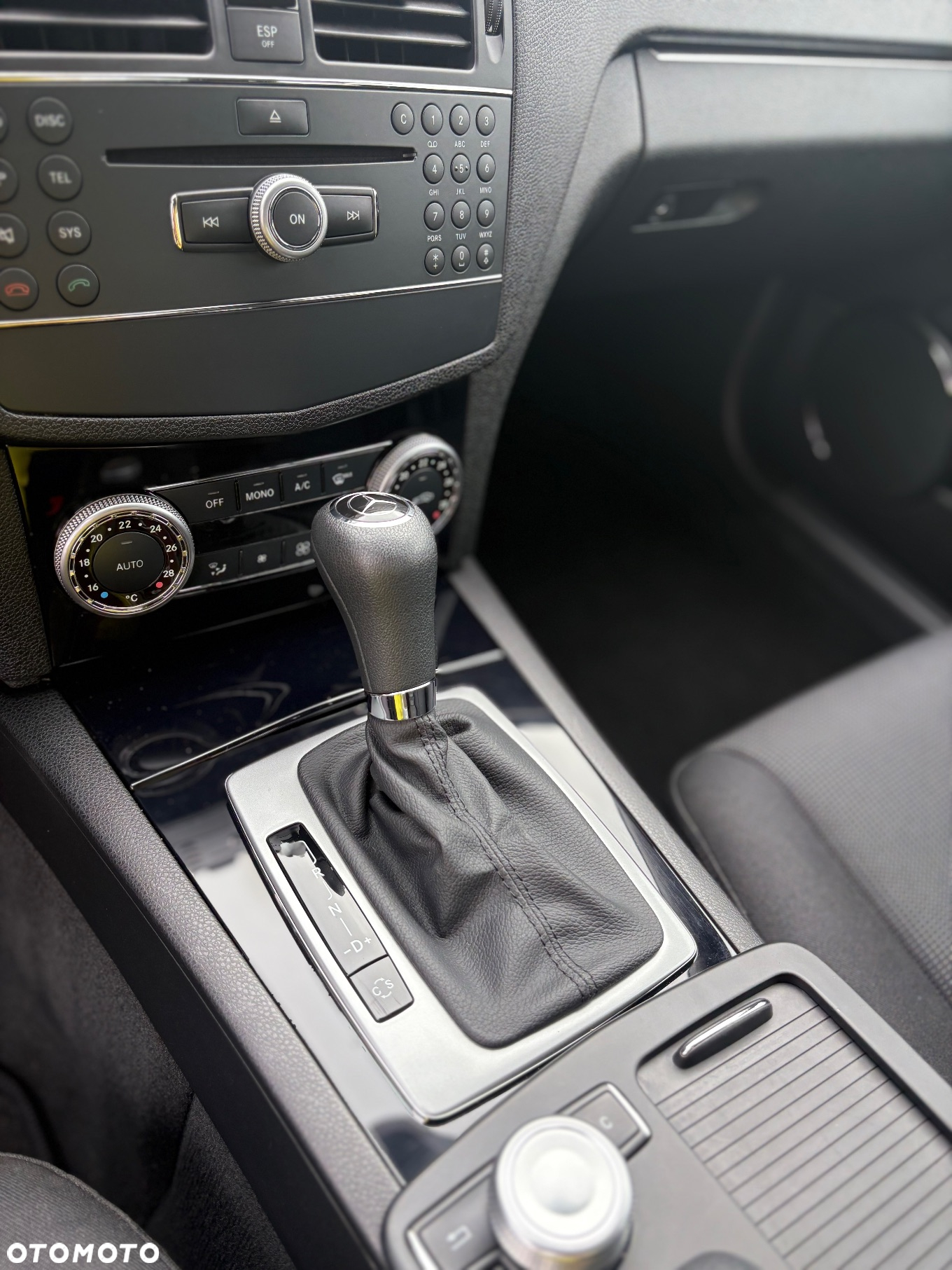 Mercedes-Benz Klasa C 180 Kompressor Automatik - 16