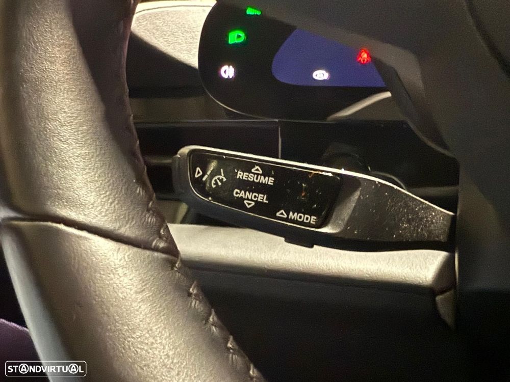 Porsche Taycan Cross Turismo - 44