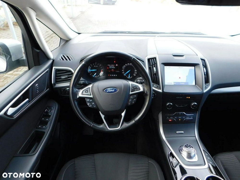 Ford S-Max - 16