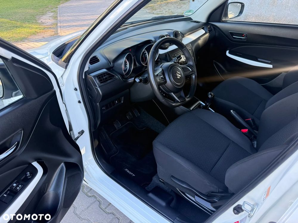 Suzuki Swift 1.2 Dualjet Club - 6
