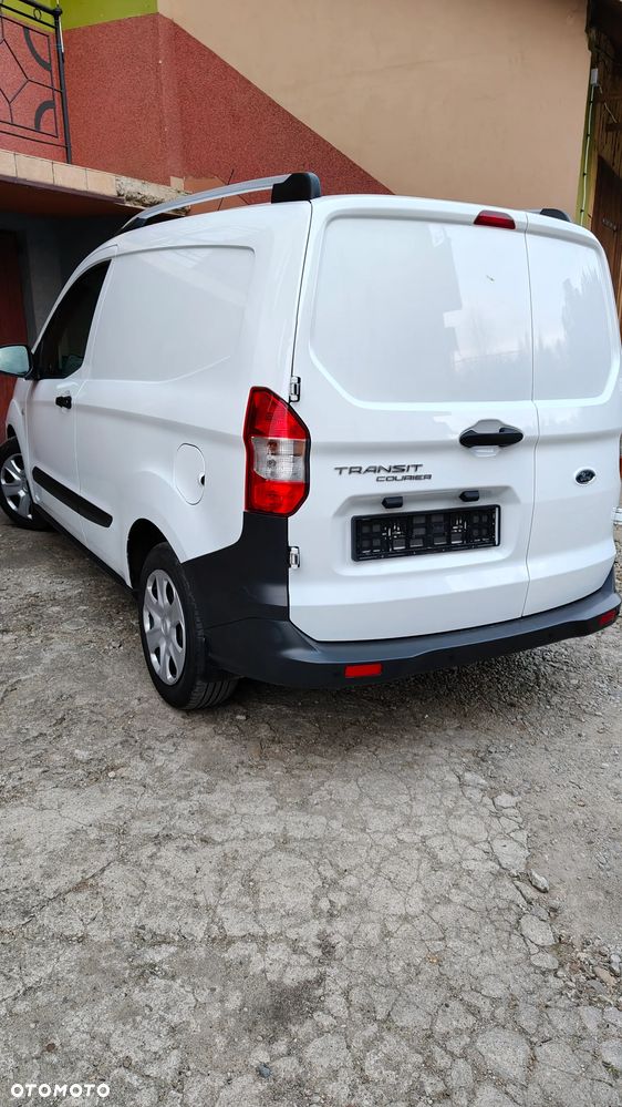 Ford TRANSIT COURIER - 2