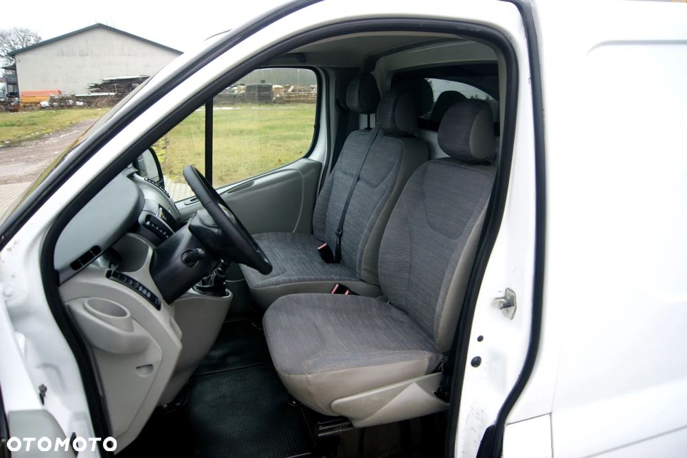 Renault TRAFIC - 21