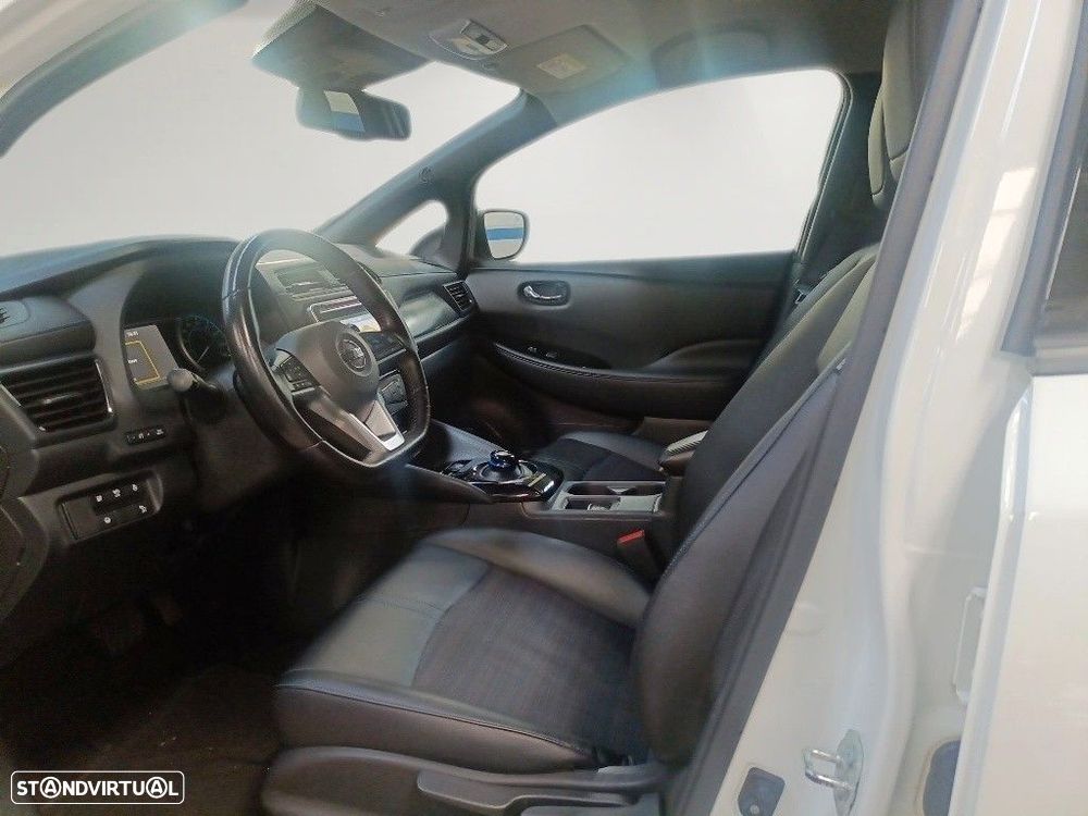 Nissan Leaf N-Connecta - 7