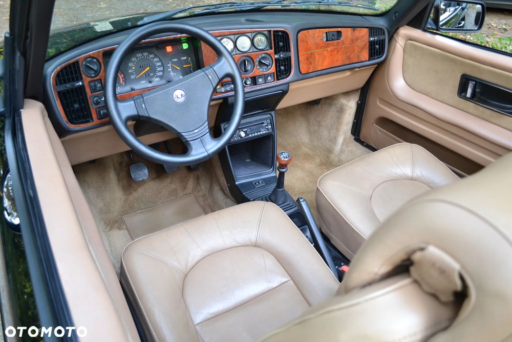 Saab 900 - 12